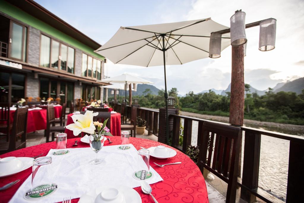 Thavisouk Riverside Hotel Vang Vieng Bagian luar foto