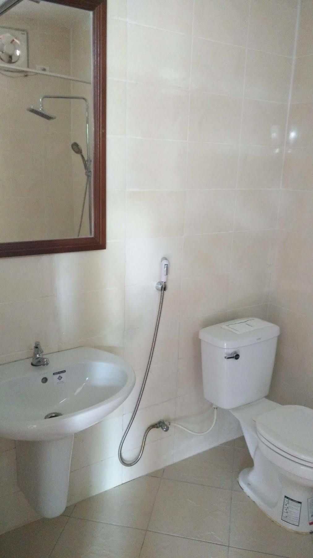 Thavisouk Riverside Hotel Vang Vieng Bagian luar foto